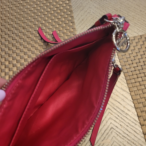 Coach Poppy Red Women's Bag.New. Never Used. - Picture 4 of 9